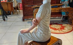 不甘的人妻HD中字